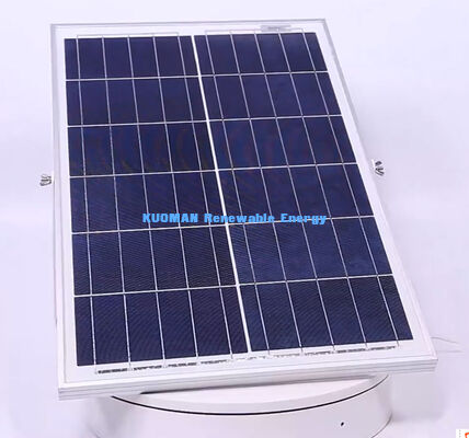 Luz solar de inundação de alto lúmen com classificação à prova d'água IP65 e opção de controle remoto para iluminação externa